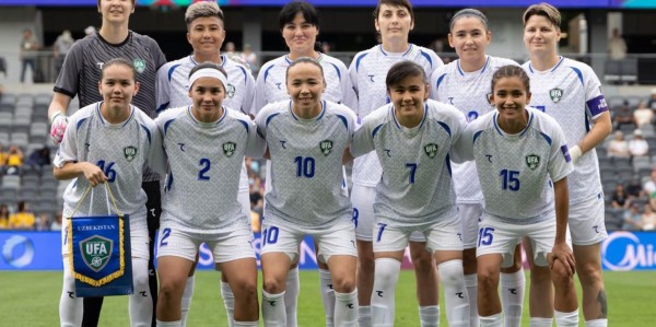 FB体育登录入口-3-0！3-0！女足亚洲杯首个8强无限诞生，中国队冲四强传来好消息